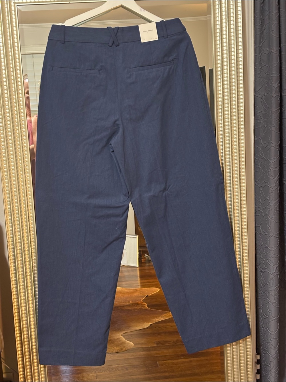 Banana Republic Blue High-Rise Straight Women’s Pants - Picture 2 of 3